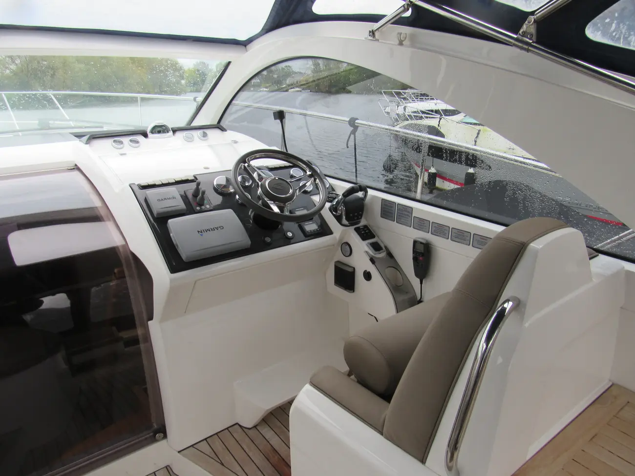 Thumbnail von Fairline Targa 38