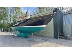 Thumbnail von Laurent Giles 38