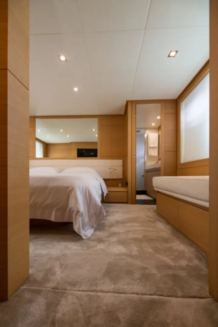 Thumbnail von Pershing 64