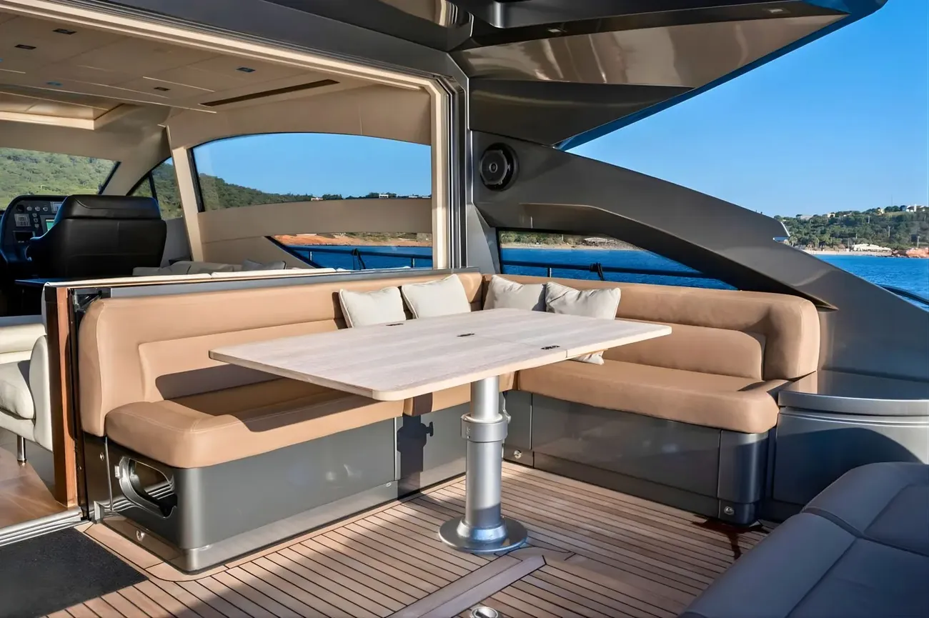 Thumbnail von Pershing 64