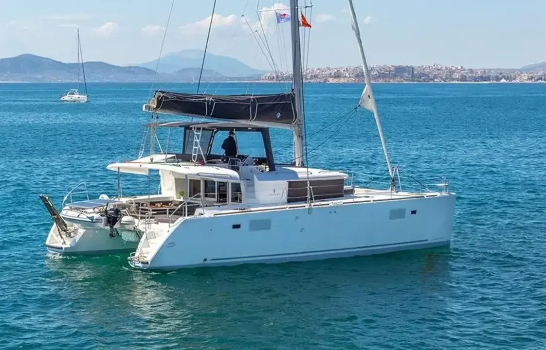 Lagoon 450 F