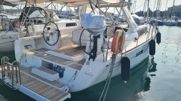 Thumbnail von Beneteau Oceanis 41 06-00676