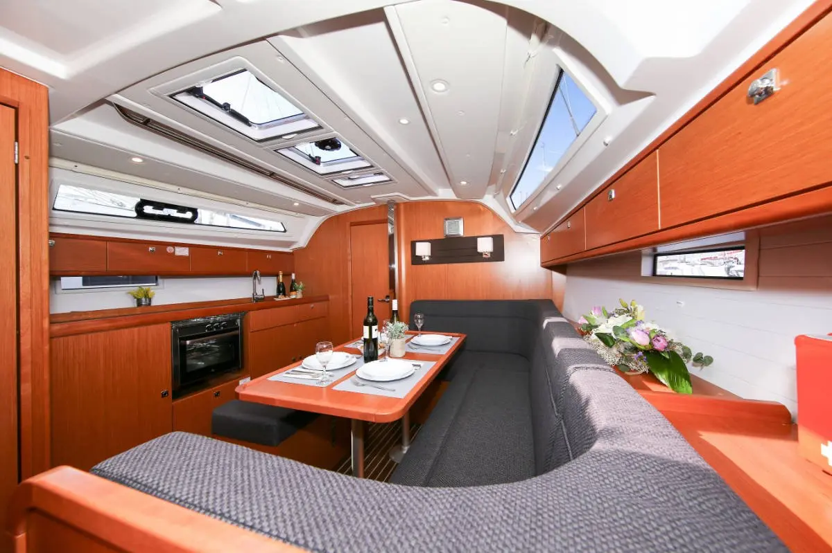 Thumbnail von Bavaria Cruiser 41S 04-00616