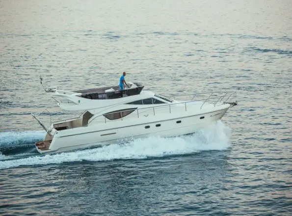 Ferretti Yachts 460 02-00100