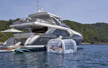 Thumbnail von Azimut Grande 27M Aluminia Too