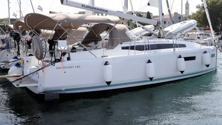 Jeanneau Sun Odyssey 380