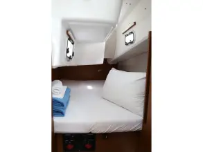 Thumbnail von Jeanneau Sun Odyssey 380