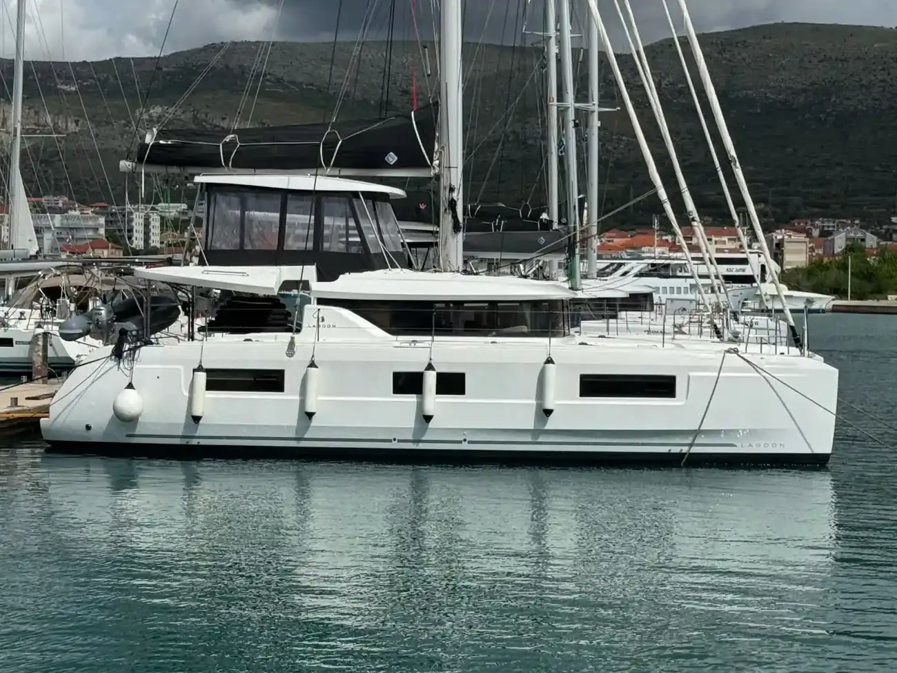 Lagoon 46
