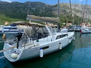 Thumbnail von Beneteau Oceanis 41.1