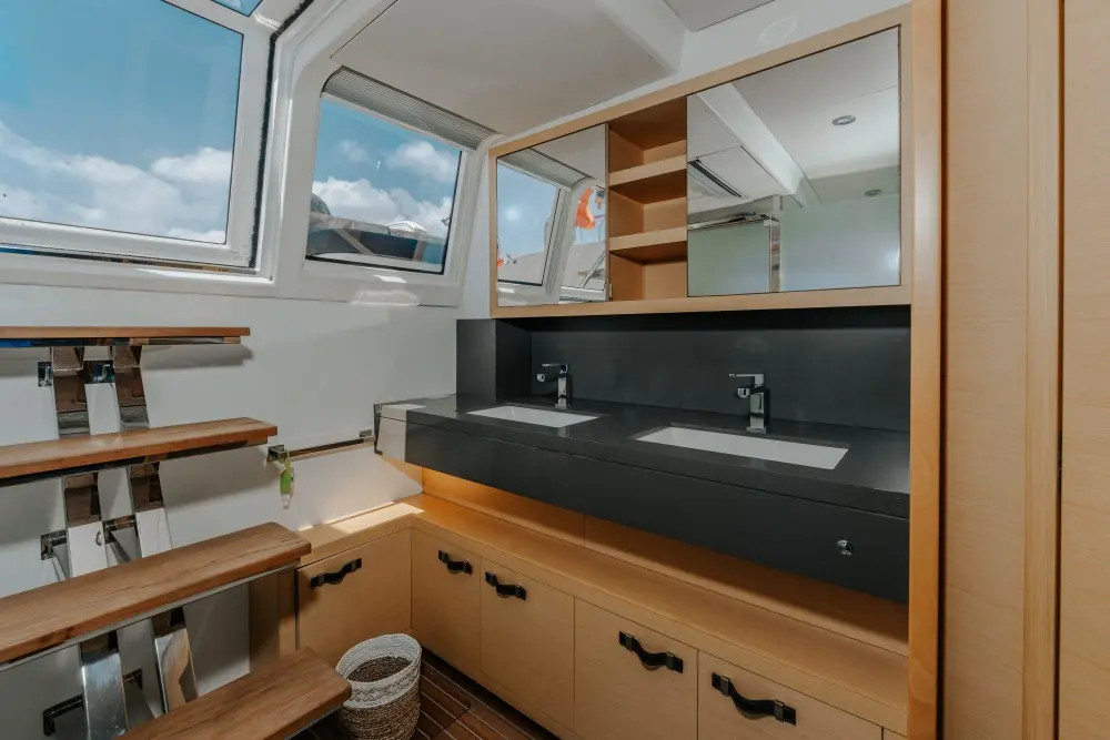 Thumbnail von Lagoon 630 9987810