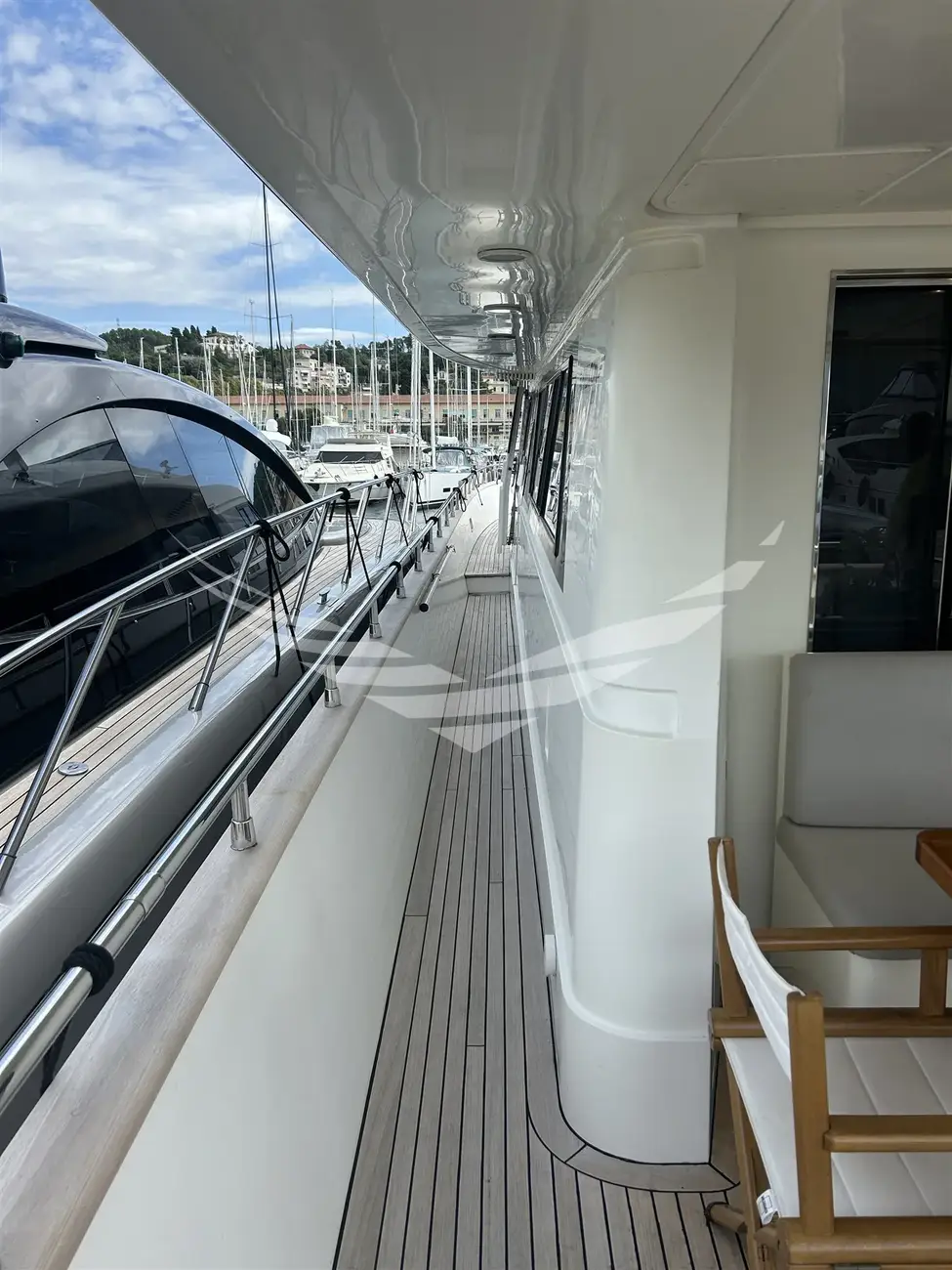 Thumbnail von Falcon 82 S