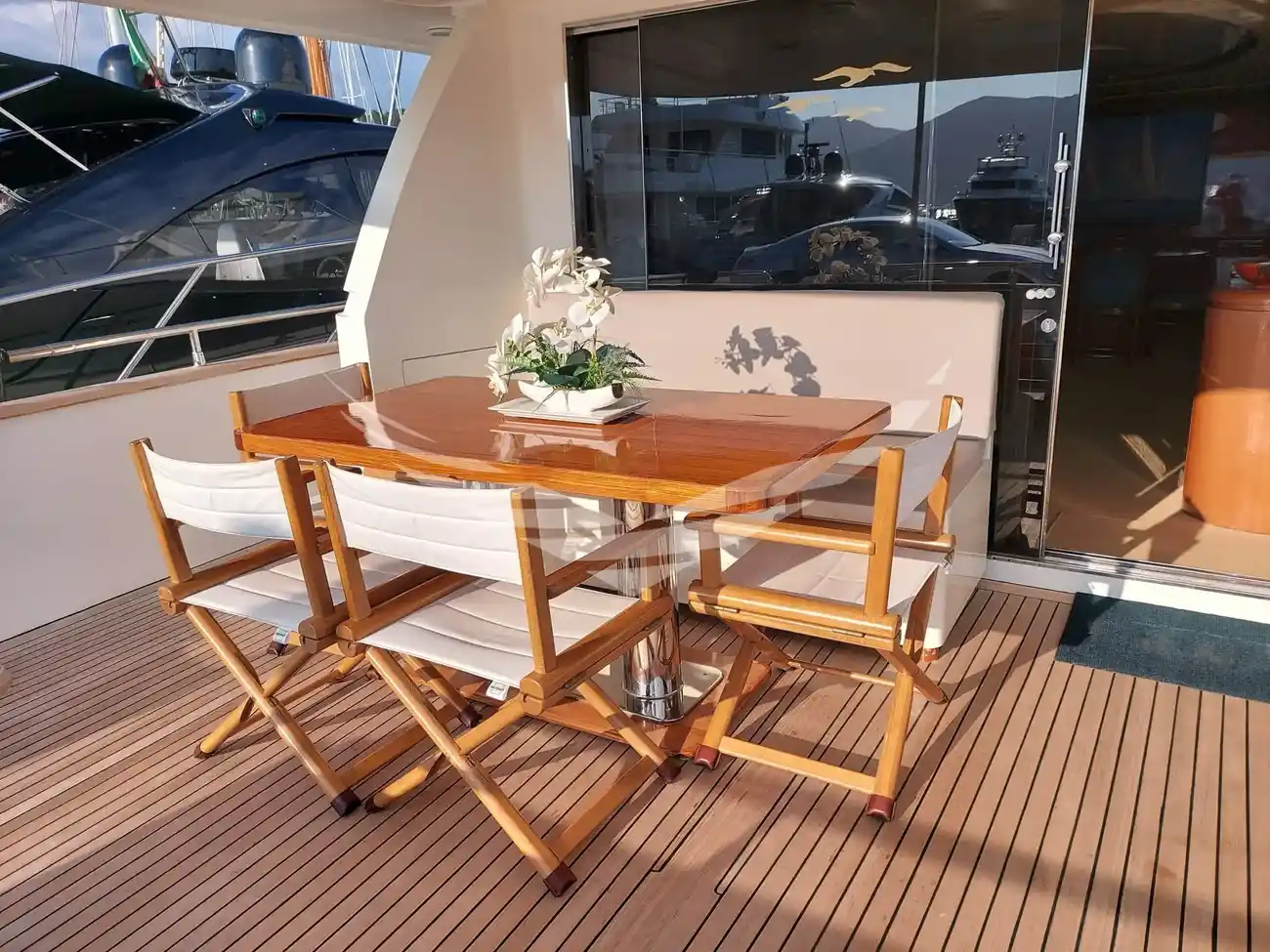 Thumbnail von Falcon 82 S