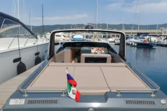 Thumbnail von Glastron La Raya