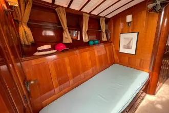 Thumbnail von Consolidated Commuter Company Long Island Express Cruiser