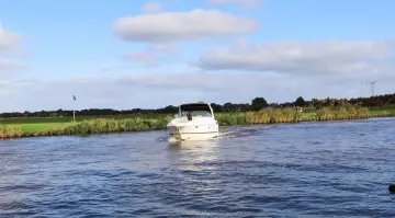 Thumbnail von Cruisers Yachts 370 Express