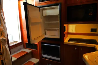 Thumbnail von Cruisers Yachts 370 Express