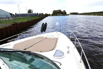 Thumbnail von Cruisers Yachts 370 Express