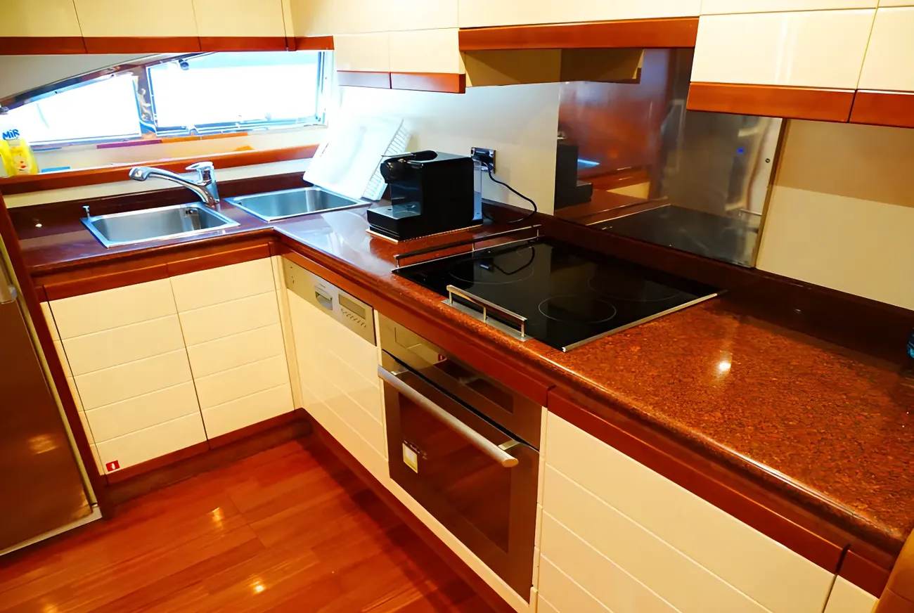 Thumbnail von Custom Line 94 Solo para mí