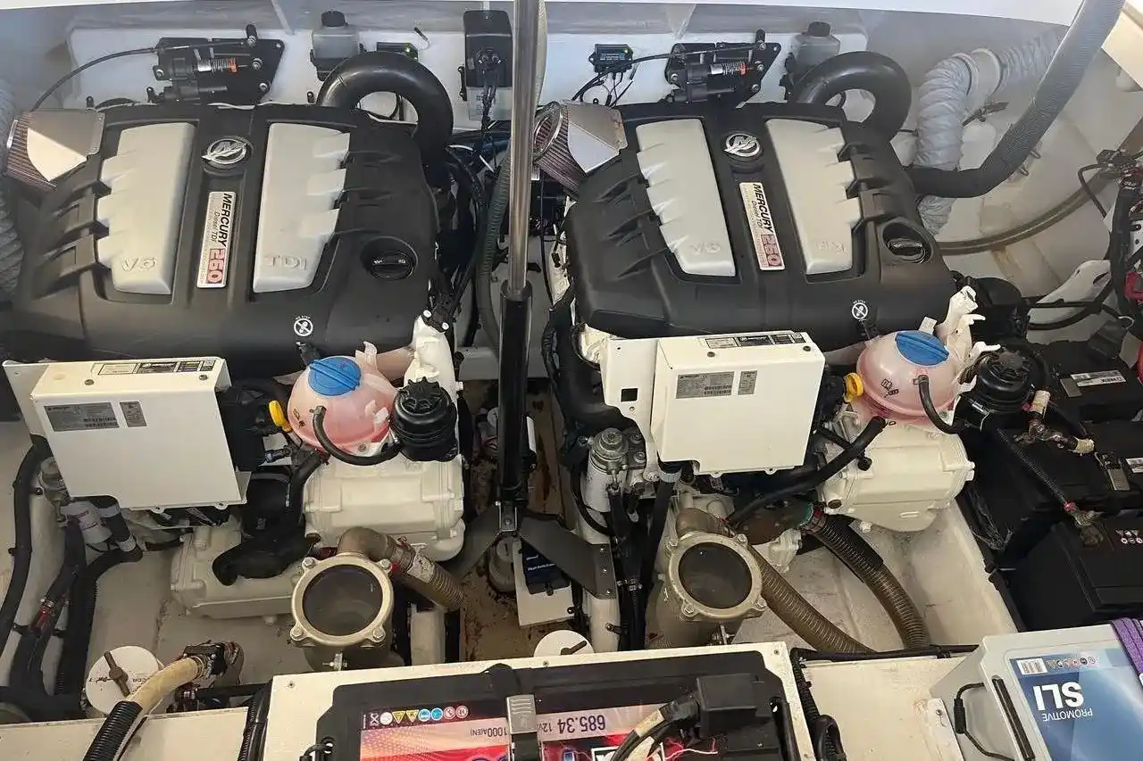 Thumbnail von Sea Ray 320 Sundancer