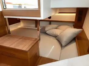 Thumbnail von Delta 33 CE