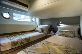 Thumbnail von Johnson 70 70' Johnson Skylounge 2026