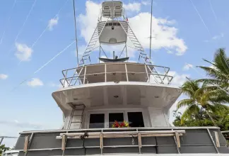 Thumbnail von Hatteras 82 Convertible BELLISSIMA