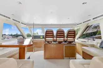 Thumbnail von Hatteras 82 Convertible BELLISSIMA