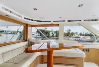 Thumbnail von Hatteras 82 Convertible BELLISSIMA