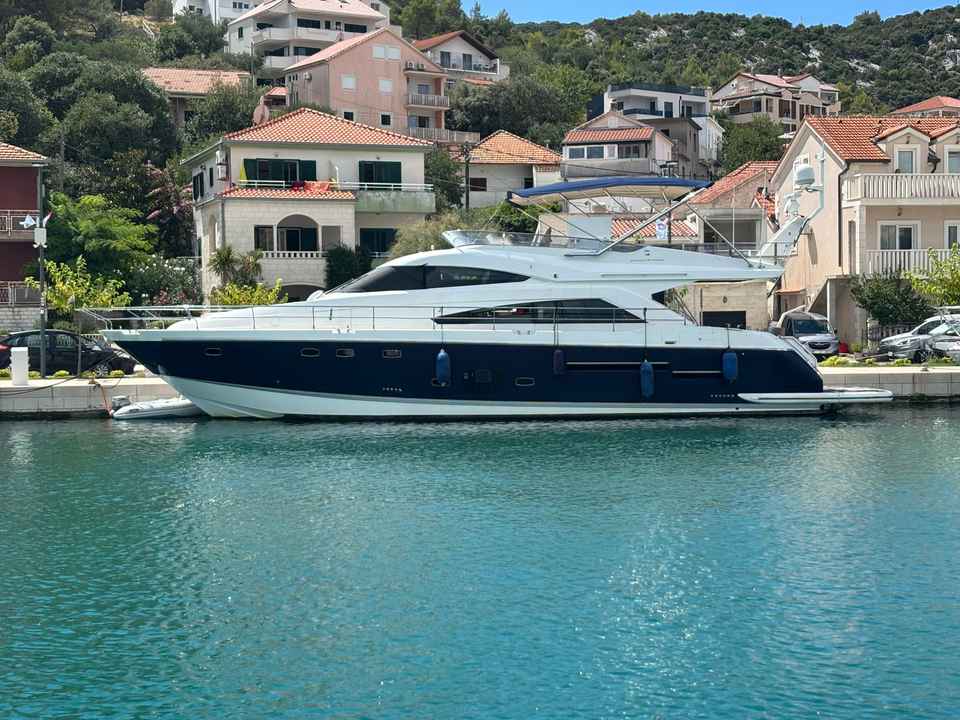 Fairline Squadron 65