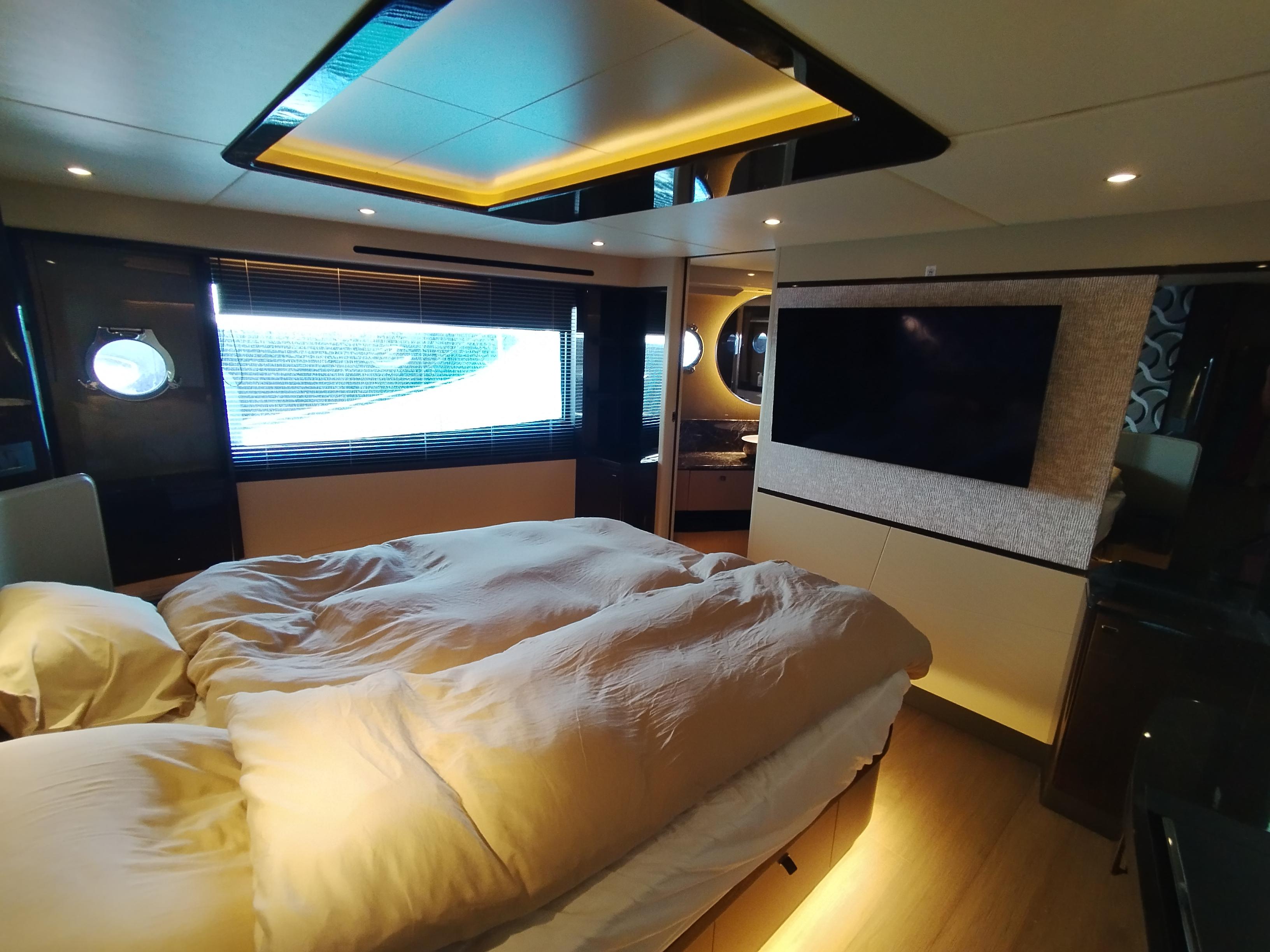 Thumbnail von Absolute 60