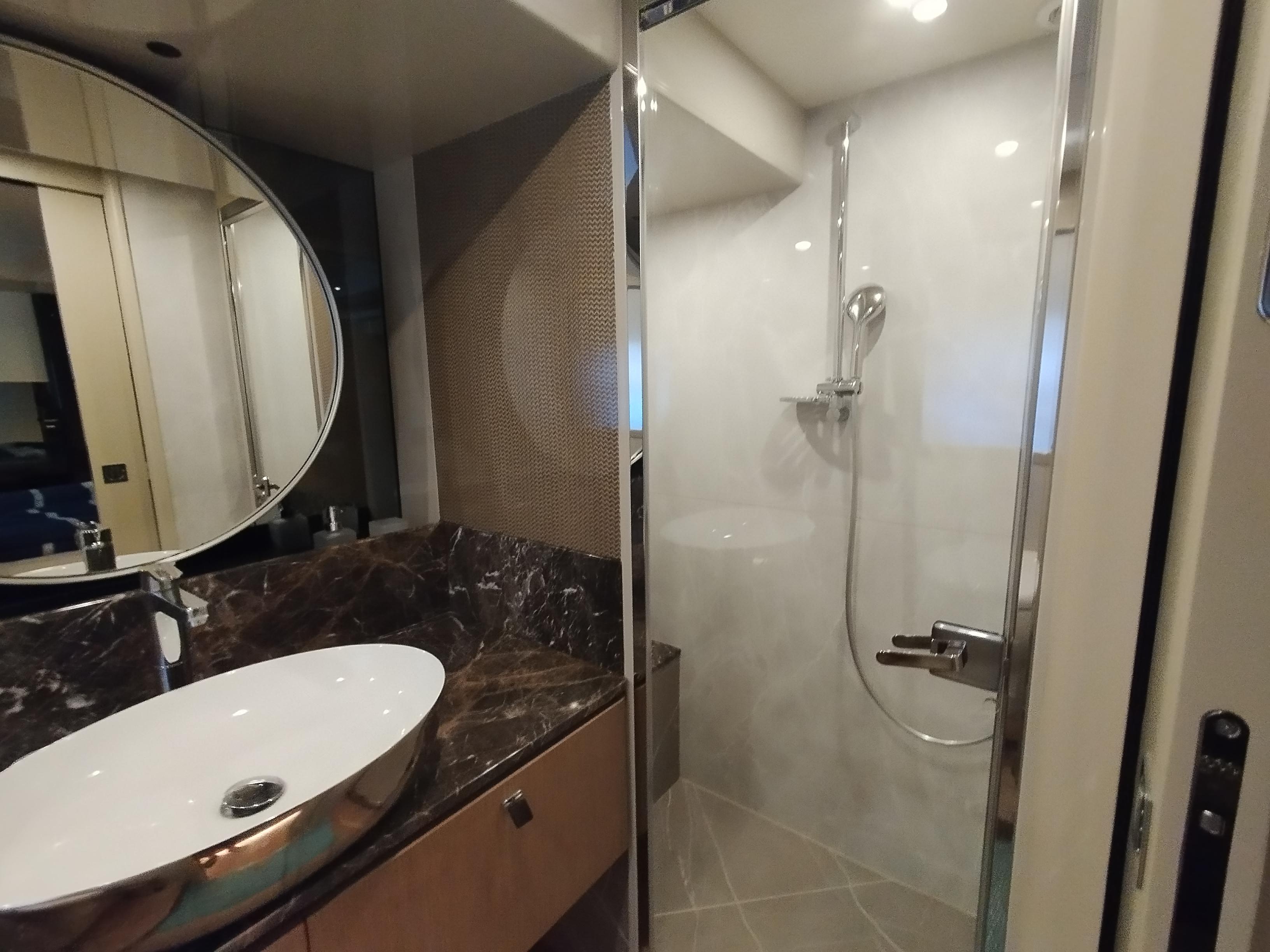 Thumbnail von Absolute 60