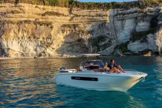 Thumbnail von Invictus 270 FX