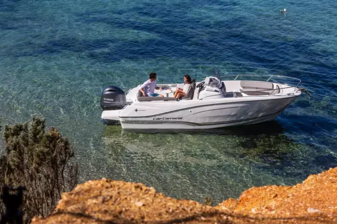 Jeanneau Cap Camarat 6.5 CC Jeanneau Cap Camarat 6.5 Center Console