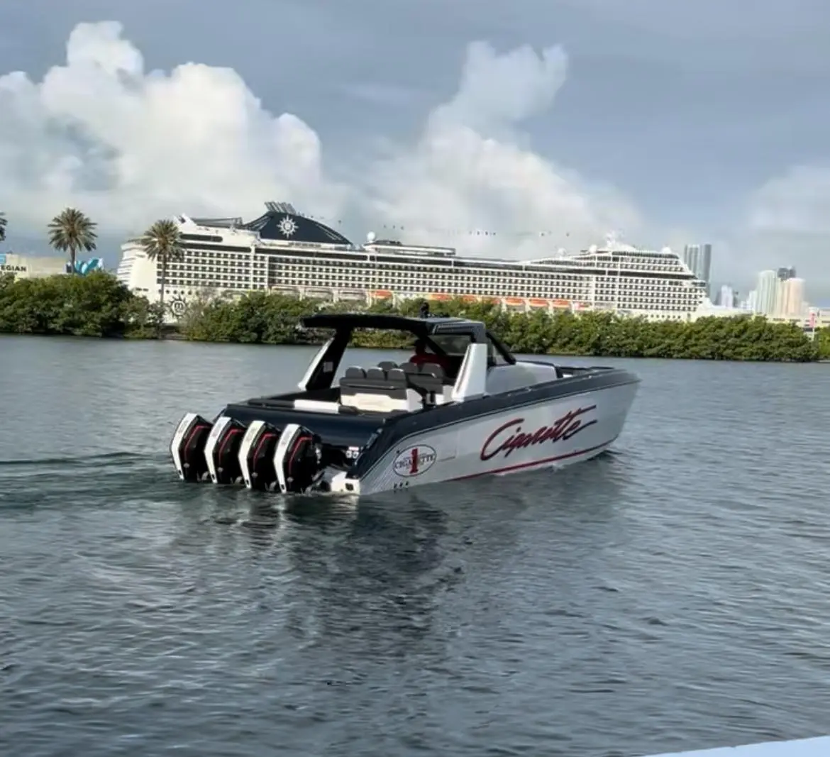 Thumbnail von Cigarette 42 Auroris