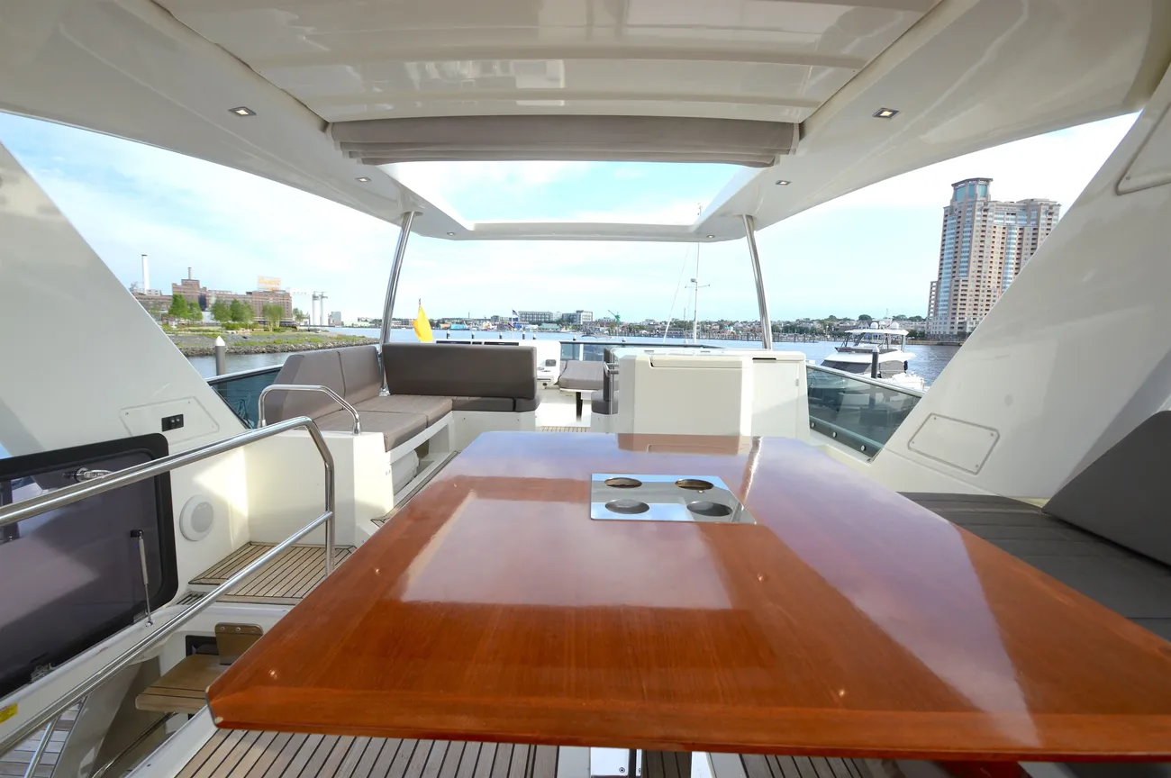 Thumbnail von Prestige 63 2017