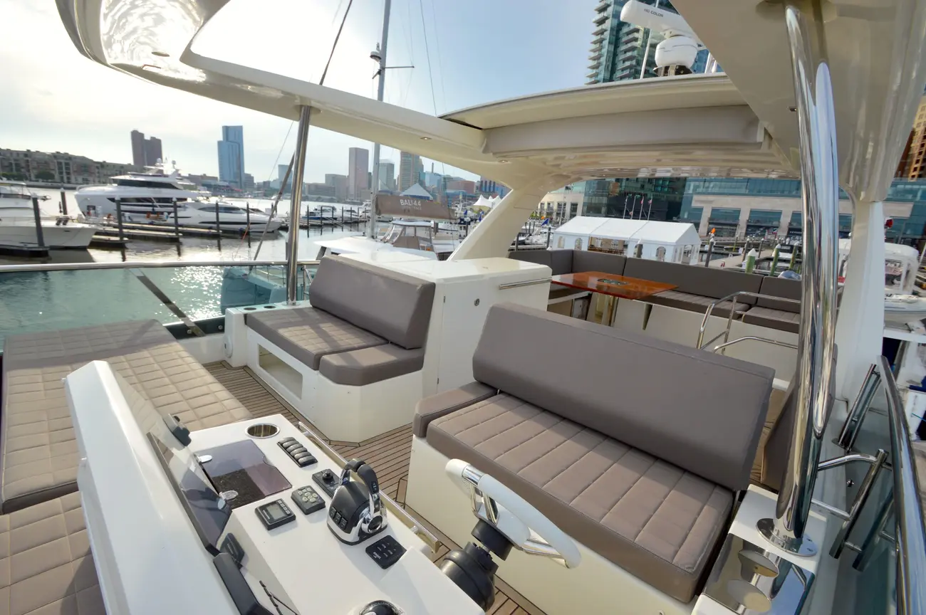 Thumbnail von Prestige 63 2017