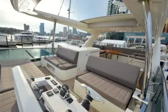 Thumbnail von Prestige 63 2017