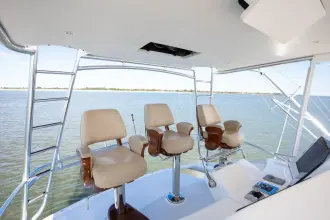Thumbnail von Ocean Yachts 64 Convertible