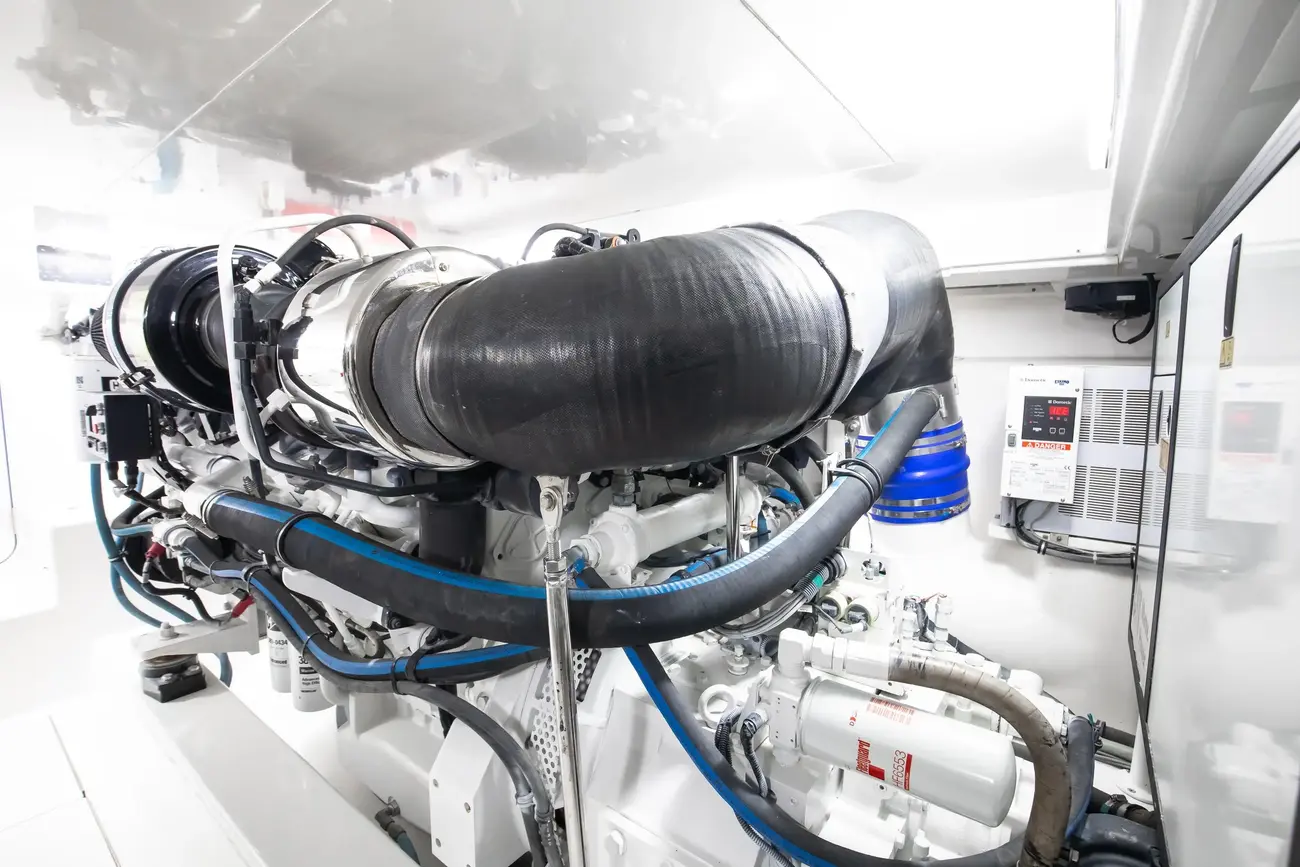 Thumbnail von Ocean Yachts 64 Convertible