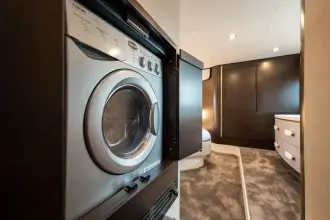 Thumbnail von Azimut 55