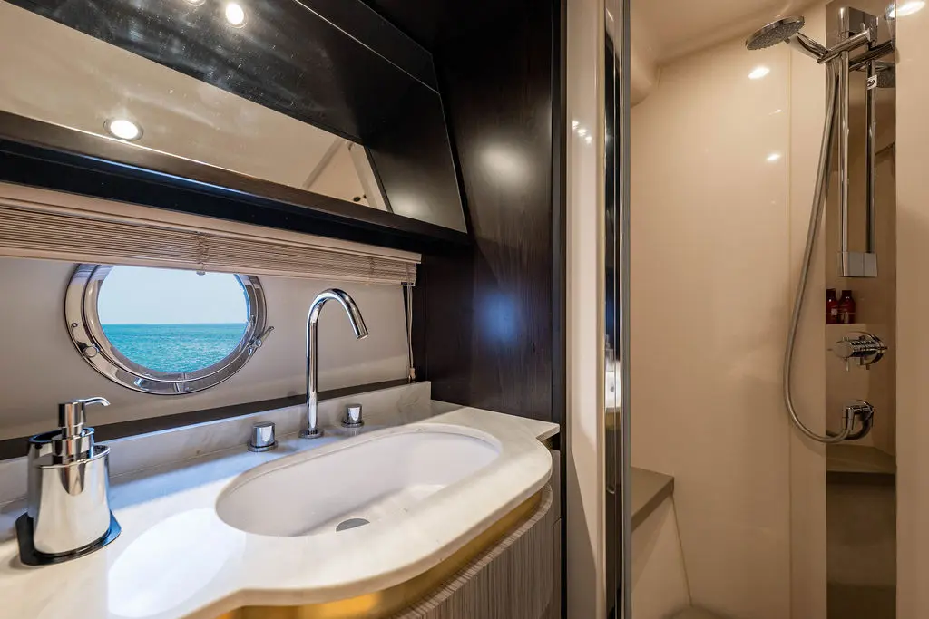 Thumbnail von Azimut 55