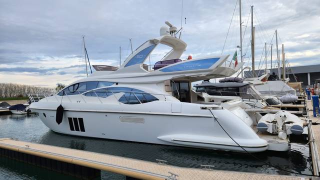 Azimut 60