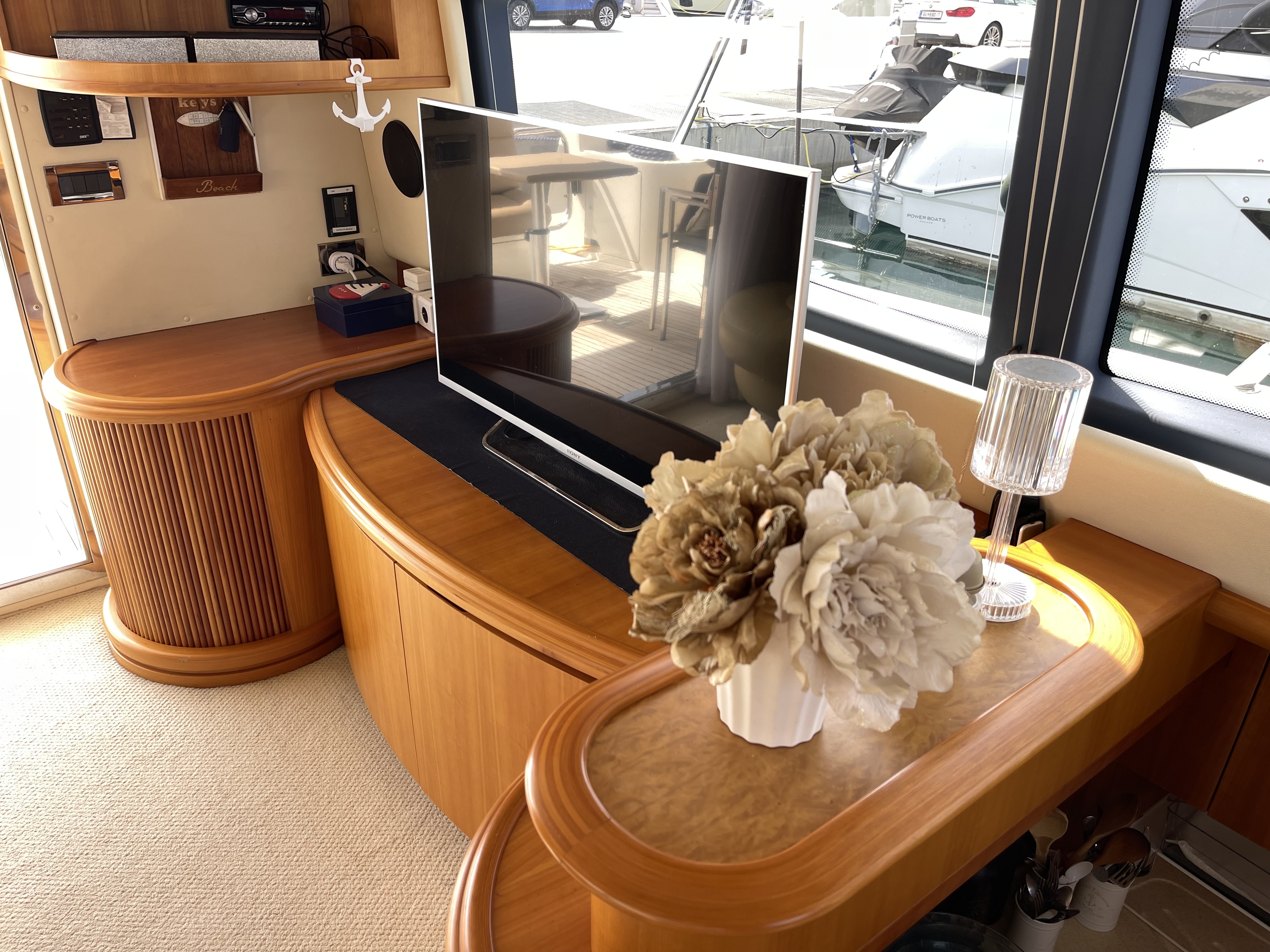 Thumbnail von Azimut 46