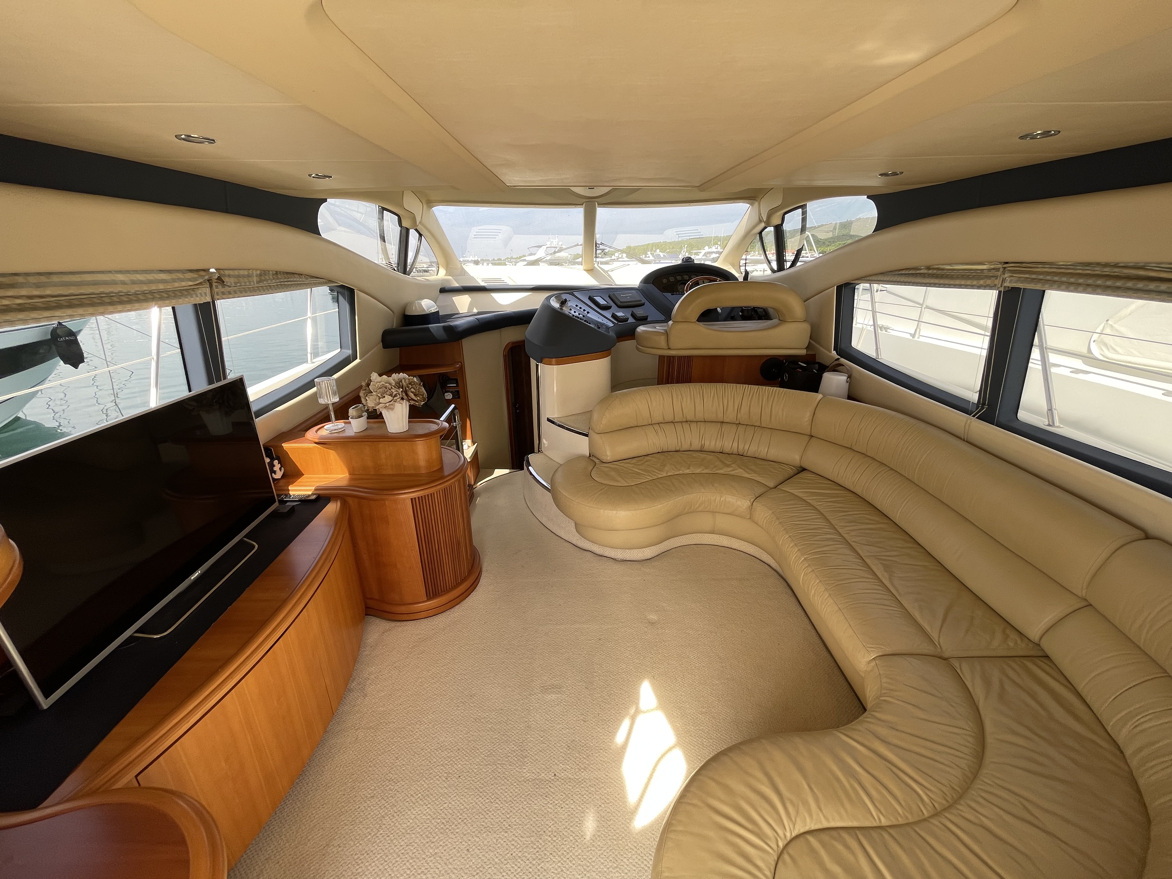 Thumbnail von Azimut 46