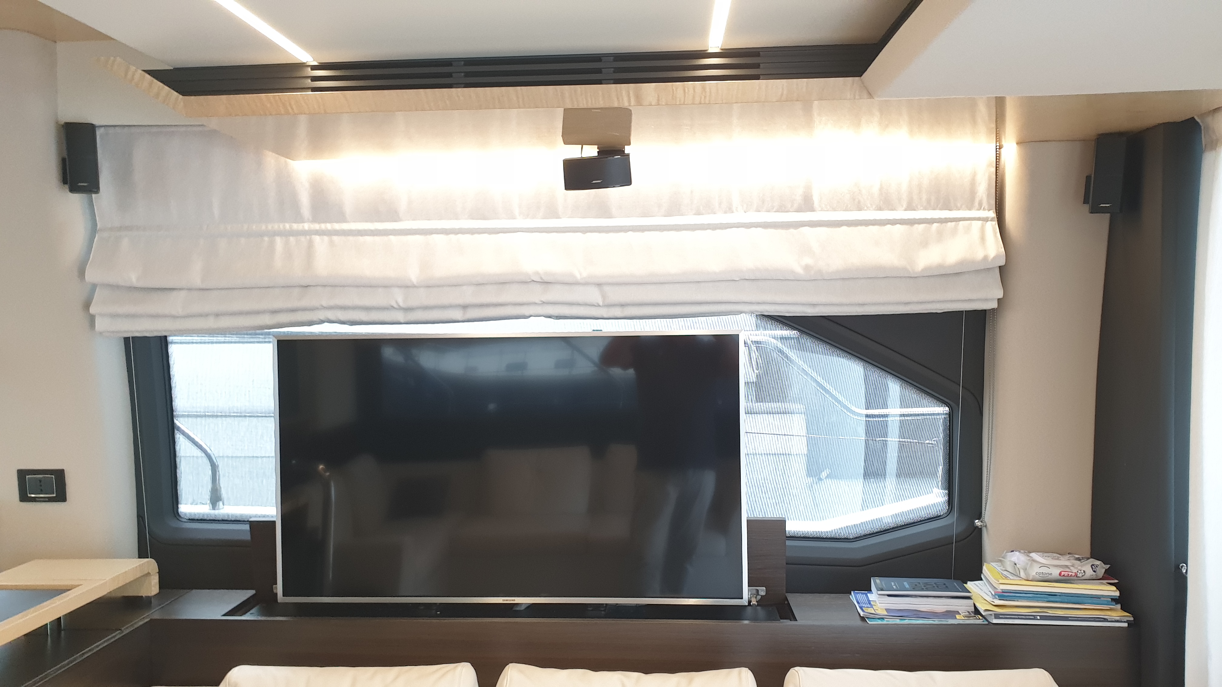 Thumbnail von Azimut 66