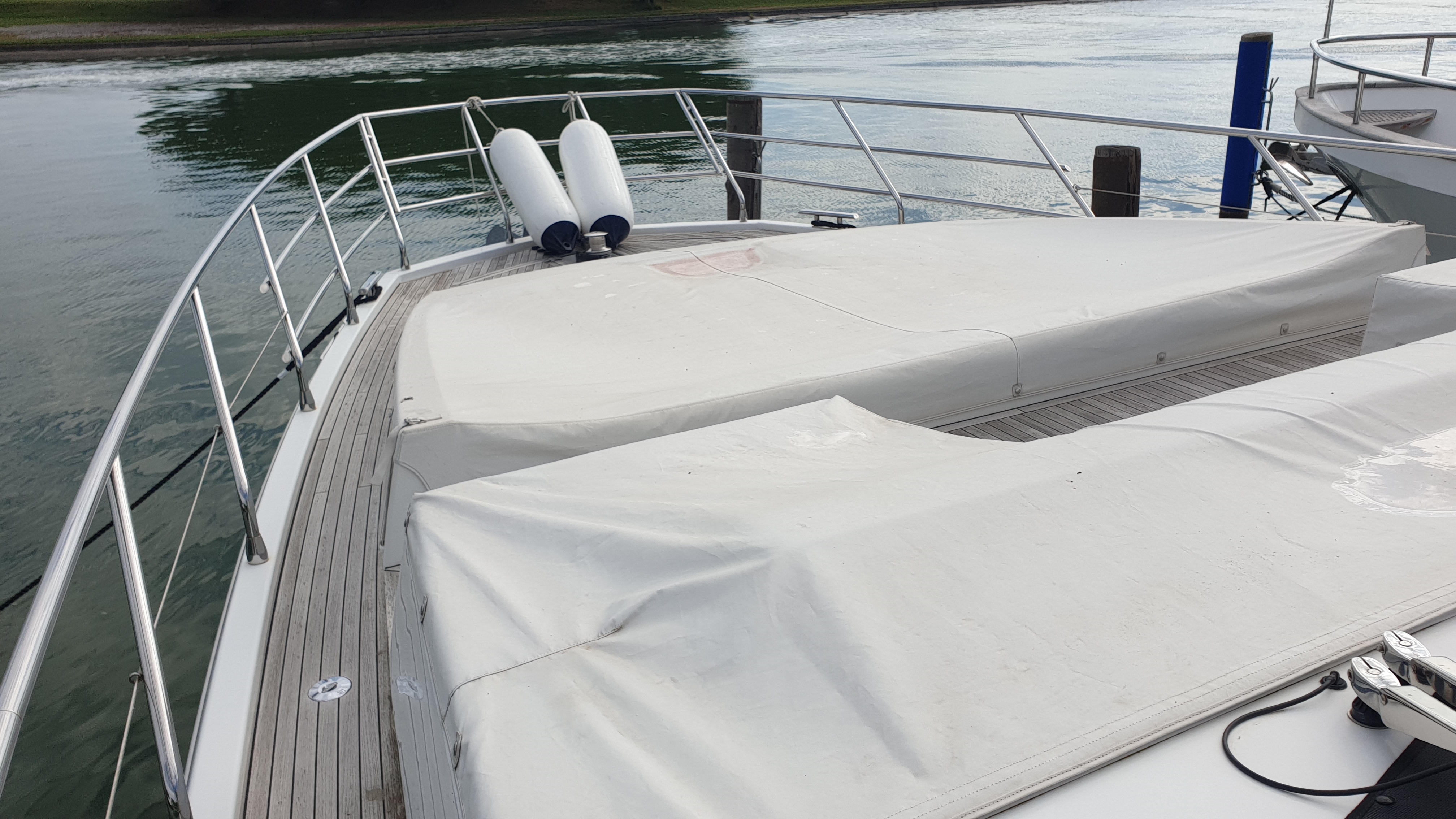 Thumbnail von Azimut 66