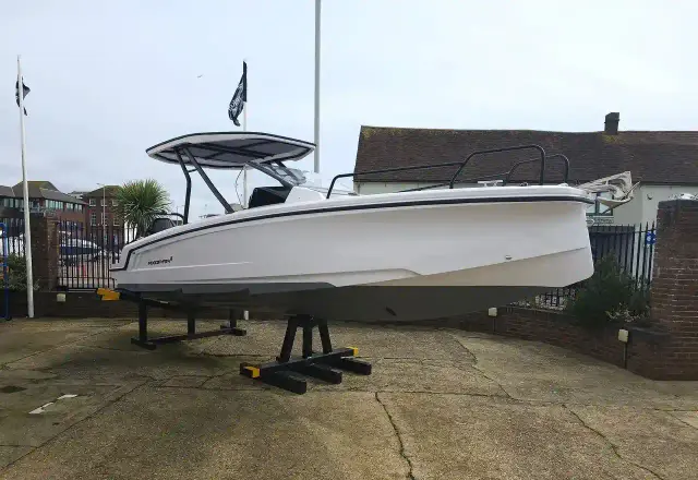 Axopar 25 Cross Top 250099