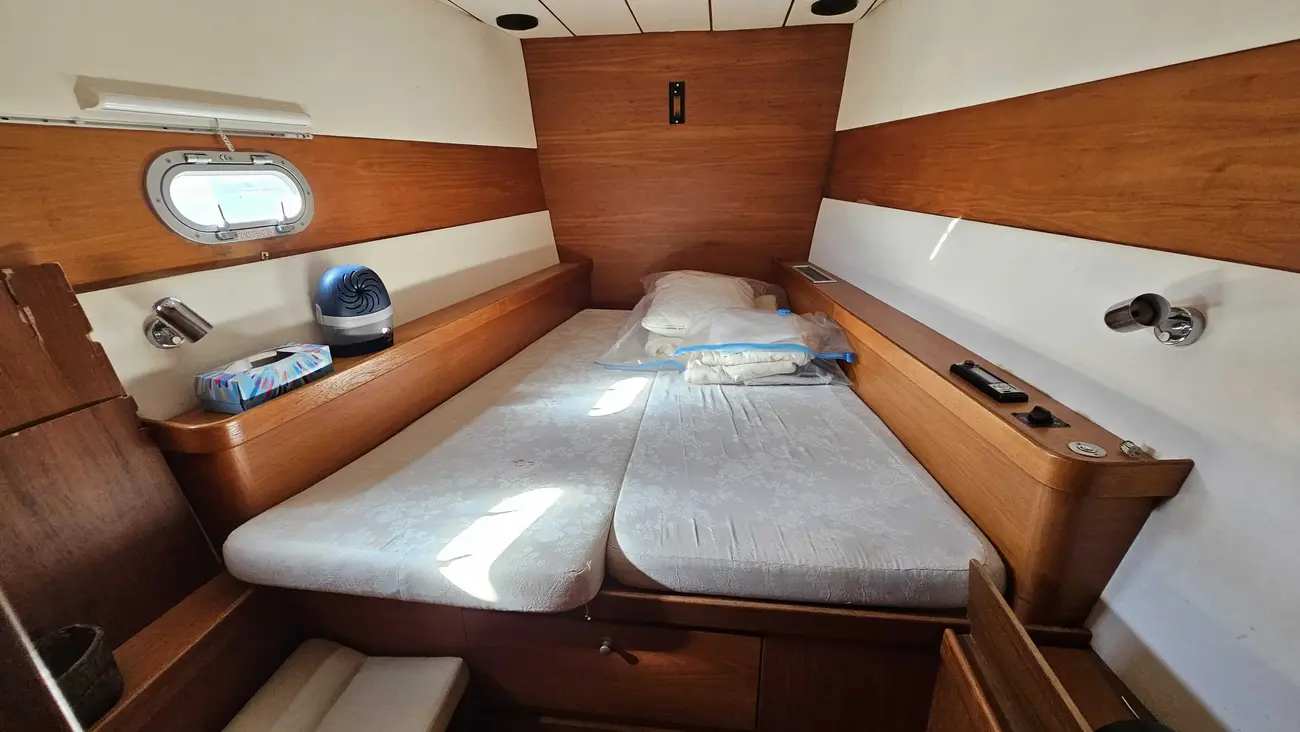 Thumbnail von Lagoon 570