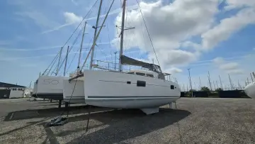 Thumbnail von Lagoon 400