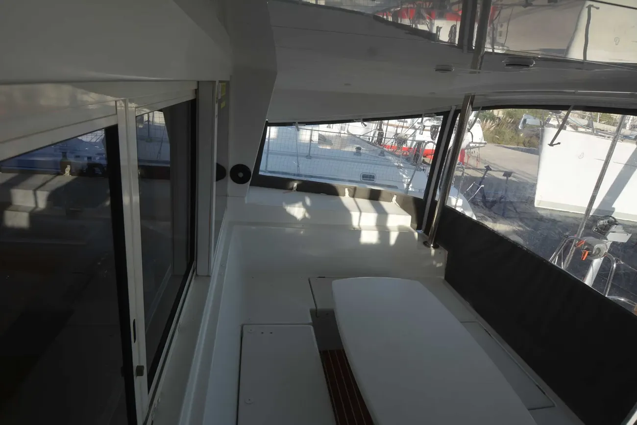 Thumbnail von Lagoon 400